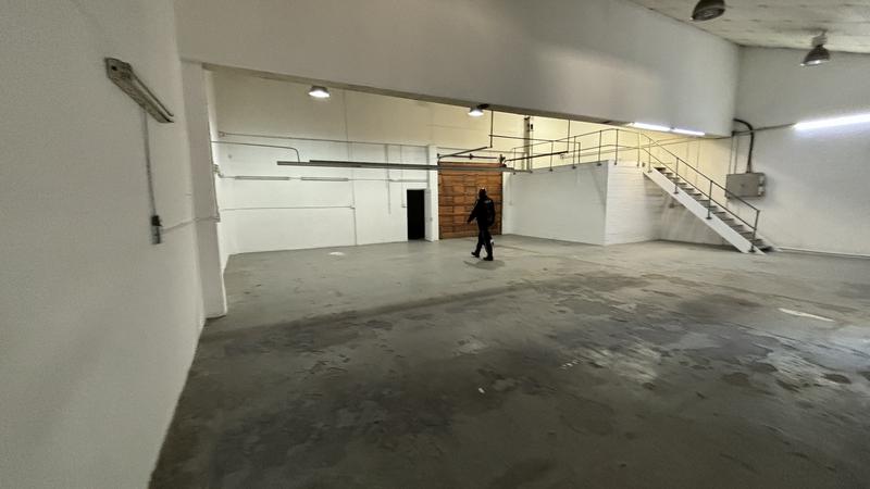 To Let commercial Property for Rent in Paarden Eiland Western Cape